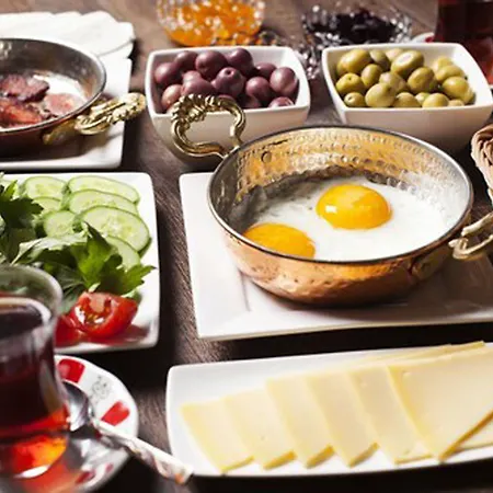 Cunda Oezerbey Konagi (adults Only) 2*