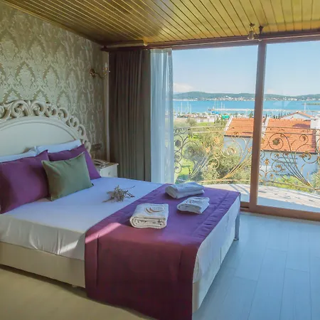 Cunda Oezerbey Konagi (adults Only)