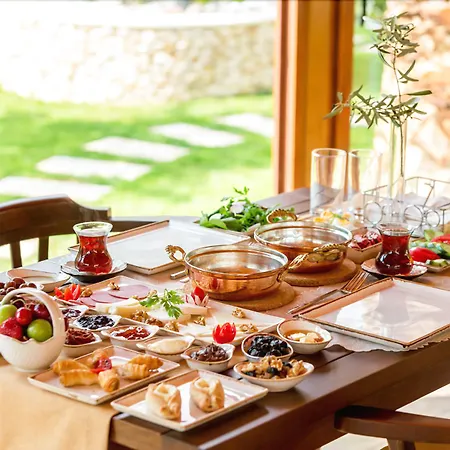 Szálloda Cunda Oezerbey Konagi (adults Only) 2*
