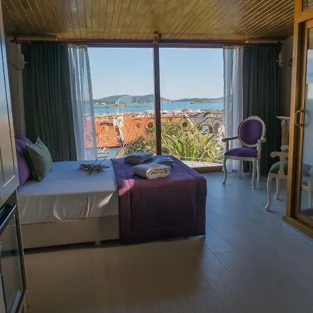 Hotel Cunda Oezerbey Konagi (adults Only) 2*