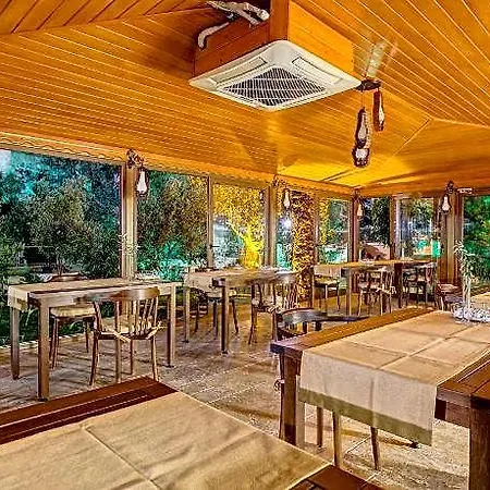 Szálloda Cunda Oezerbey Konagi (adults Only) 2*