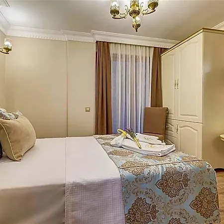 Cunda Oezerbey Konagi (adults Only) Szálloda 2*