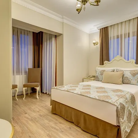 Hotel Cunda Oezerbey Konagi (adults Only) 2*