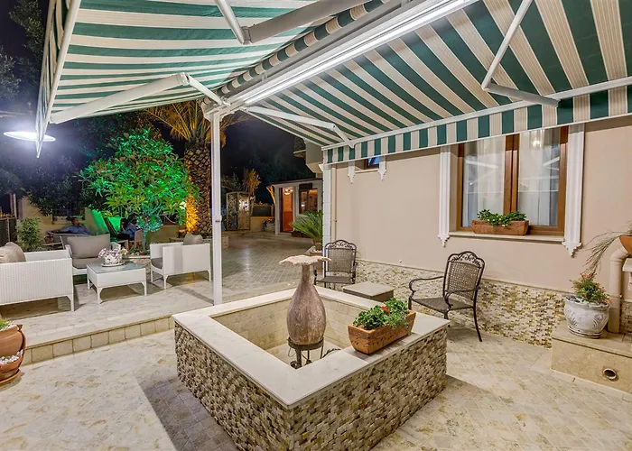 Cunda Oezerbey Konagi (adults Only) Hotel Ayvalı