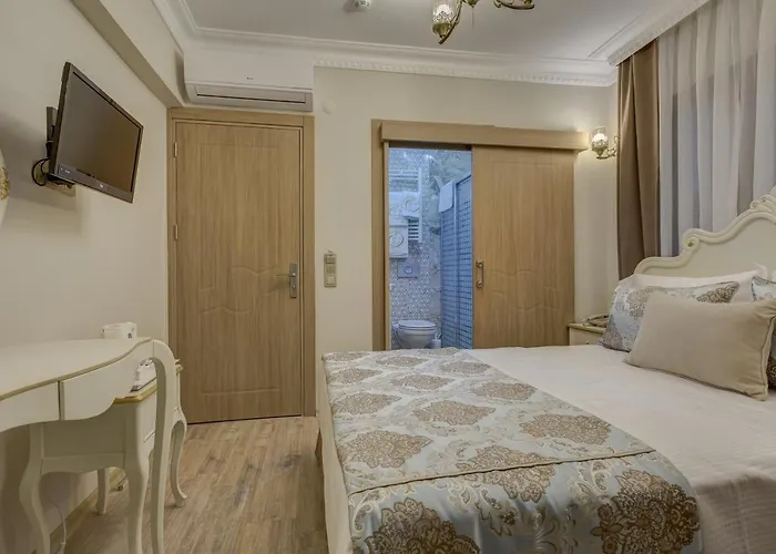 Cunda Oezerbey Konagi (adults Only)